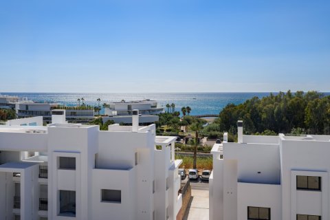 3 bedrooms Apartment in Estepona, Spain No. 112001