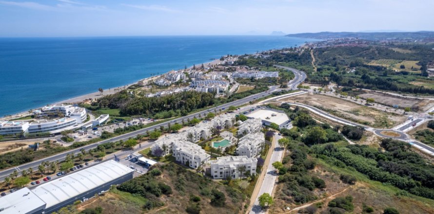 3 dormitorios Apartment en Dinh An, Vietnam No. 112001