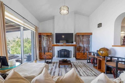 3 bedrooms House in Tala, Cyprus No. 29266 5