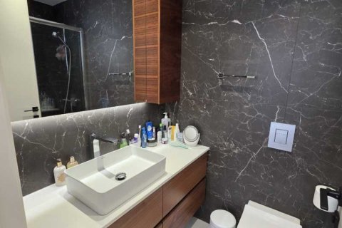 3 bedrooms Apartment in Germasogeia, Cyprus No. 103524 9