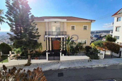 5 bedrooms House in Limassol, Cyprus No. 73704 3