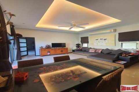 4 dormitorios Villa en Nai Harn Beach, Thailand No. 96417 9