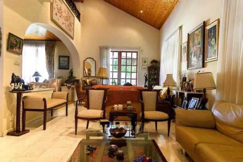 4 bedrooms Villa in Enkomi, Cyprus No. 76916 9