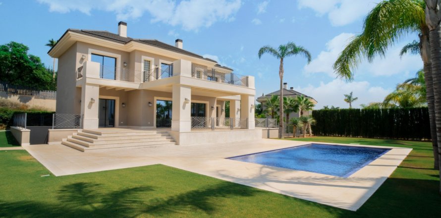 6 bedrooms Villa in Tan Xuan, Vietnam No. 83969