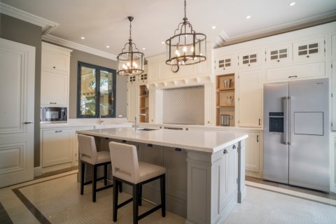 6 bedrooms Villa in Tan Xuan, Vietnam No. 83969 10