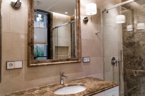 6 bedrooms Villa in Tan Xuan, Vietnam No. 83969 25