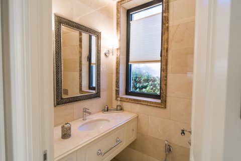 6 bedrooms Villa in Tan Xuan, Vietnam No. 83969 12