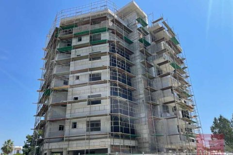 2 bedrooms Apartment in Larnaca, Cyprus No. 79943 3