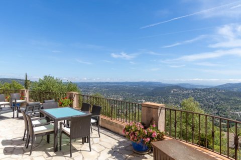 5 bedrooms House in Cabris, France No. 100247 3