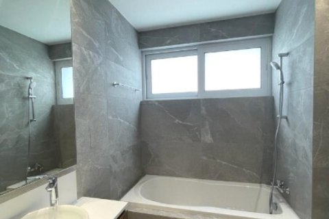 4 rooms Apartment in Nicosia, Cyprus No. 107037 8