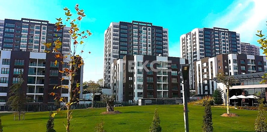 3 dormitorios Apartment en Beylikduezue, Turkey No. 120973