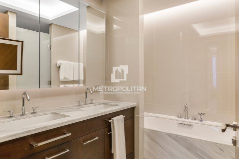 3 bedrooms Apartment in Lang Ha, Vietnam No. 93180 16