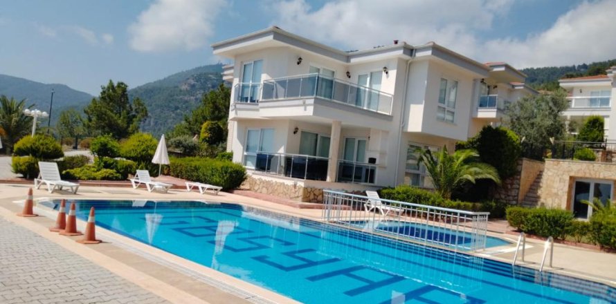 4 rooms Villa à Alanya, Turkey No. 21672