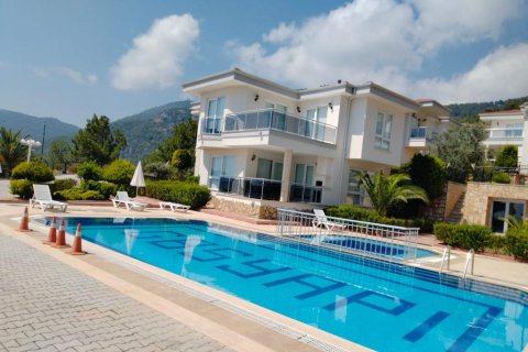 4 rooms Villa in Alanya, Turkey No. 21672