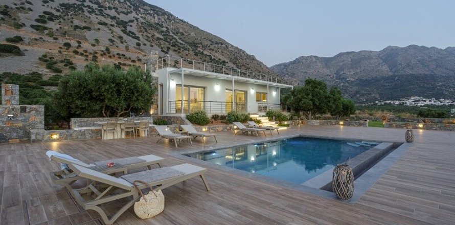 3 dormitorios Villa en Ierapetra, Greece No. 107199