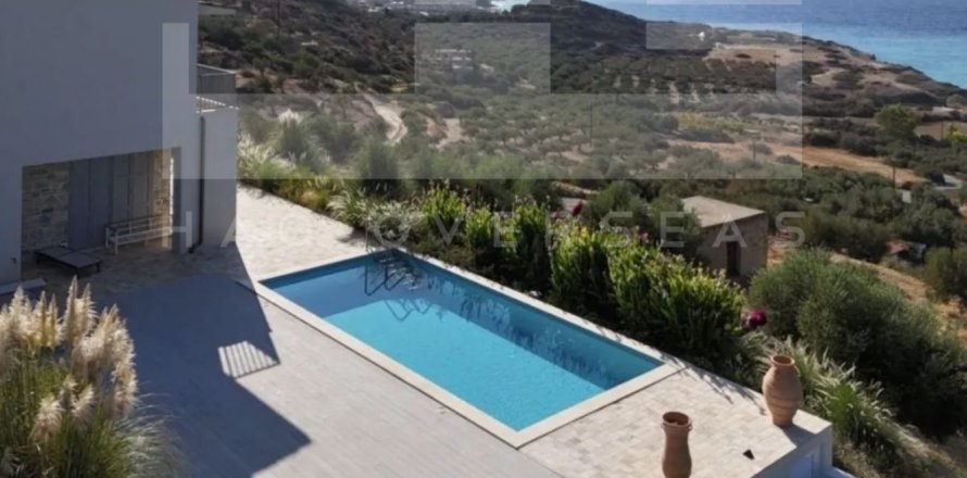 4 bedrooms Villa in Crete, Greece No. 74548