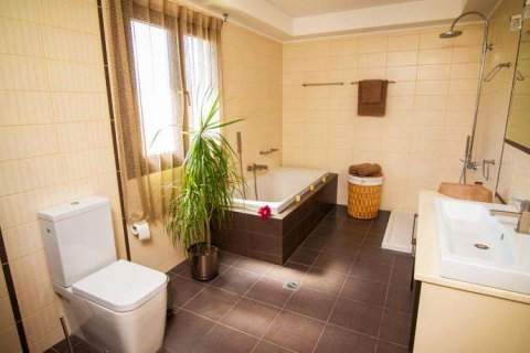 3 bedrooms House in Zakynthos, Greece No. 69574 13