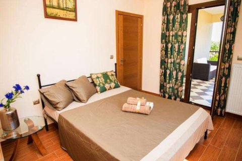 3 bedrooms House in Zakynthos, Greece No. 69574 11