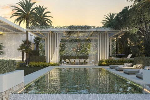 7 bedrooms Villa in Marbella, Spain No. 111871