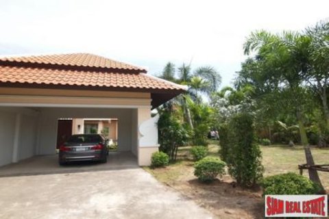 3 bedrooms Villa in Jomtien Beach, Thailand No. 96505 3