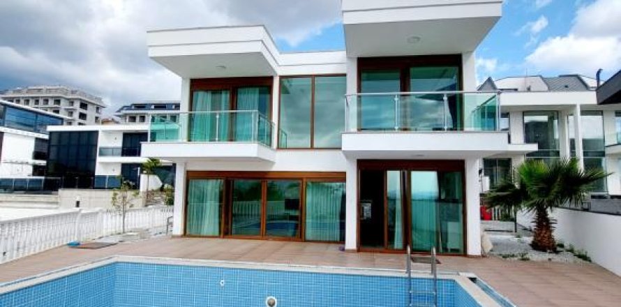 4 habitaciones Villa en Lien Chieu, Vietnam No. 21614