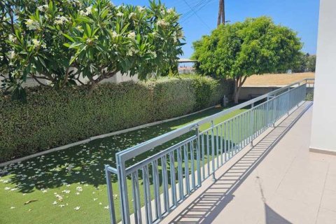 3 bedrooms House in Erimi, Cyprus No. 63517 4