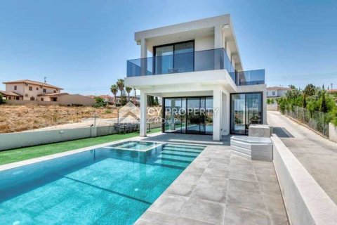 4 dormitorios House en Aradippou, Cyprus No. 29834 2