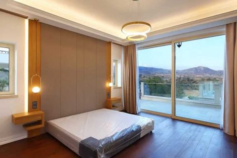 9 bedrooms House in Parekklisia, Cyprus No. 69947 11