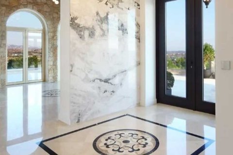 9 bedrooms House in Parekklisia, Cyprus No. 69947 7