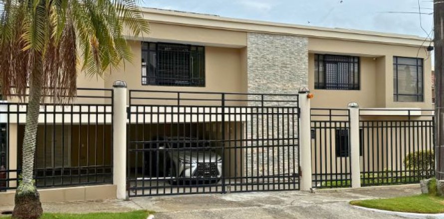 5 chambres House à Panama City, Panama No. 125345