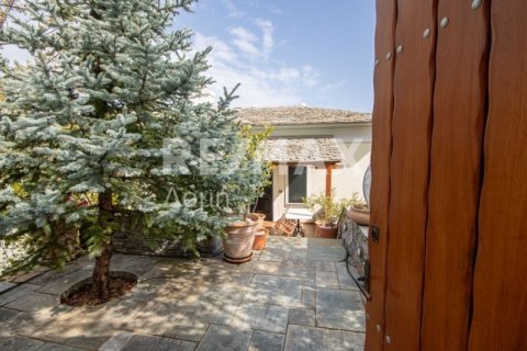 Дом с 4 спальнями в Муреси, Греция №104645 2