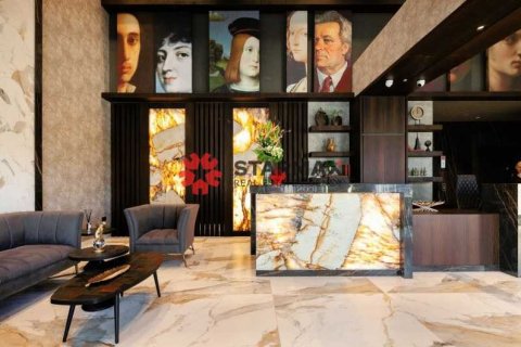 3 bedrooms Apartment in Germasogeia, Cyprus No. 82820 1