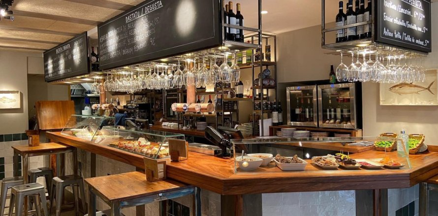 530m² Commercial property en Barcelona, Spain No. 110781