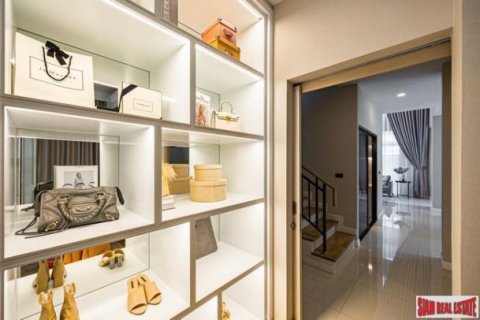 5 chambres House à Lat Phrao, Thailand No. 96184 14