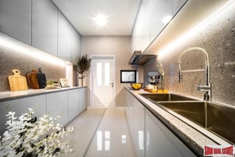 5 chambres House à Lat Phrao, Thailand No. 96184 25