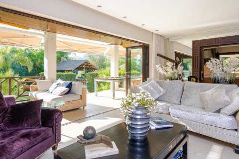 5 bedrooms Villa in Tan Xuan, Vietnam No. 27402 23