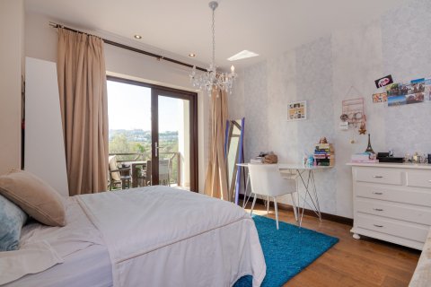 5 bedrooms Villa in Tan Xuan, Vietnam No. 27402 11