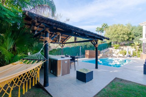 5 bedrooms Villa in Tan Xuan, Vietnam No. 27402 27