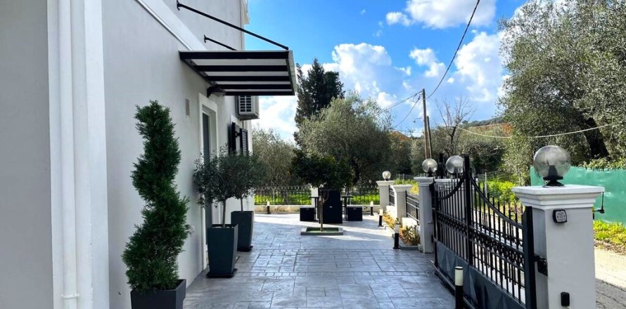 Мезонет с 3 спальнями в Керкира, Греция №122628