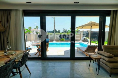 Вилла с 4 спальнями в Nenh, Вьетнам №11683 6