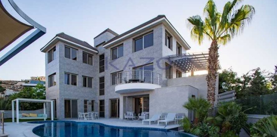 4 bedrooms House in Agios Tychonas, Cyprus No. 101036