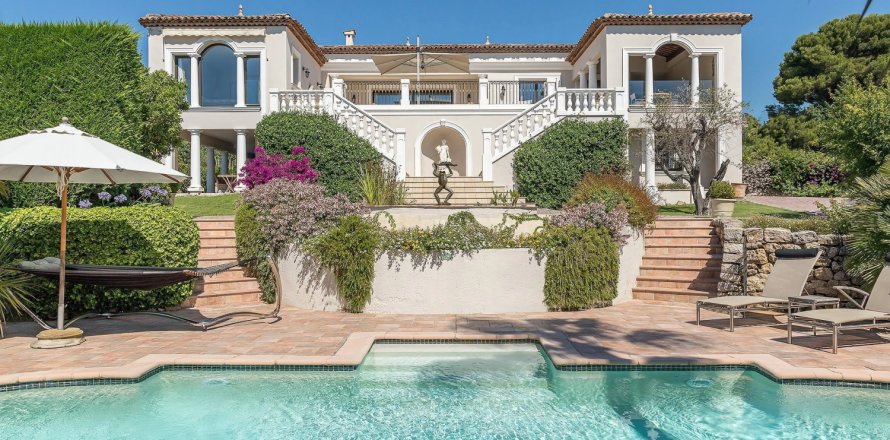 Вилла с 7 спальнями в Канны, Франция №100263