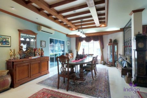 6 bedrooms House in Chiang Mai, Thailand No. 97839 2