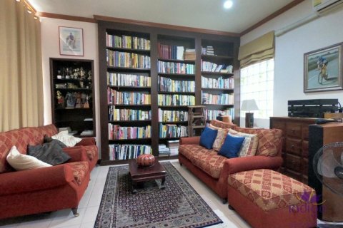 6 bedrooms House in Chiang Mai, Thailand No. 97839 18