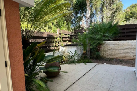 4 dormitorios Villa en Pyrgos, Cyprus No. 76553 2