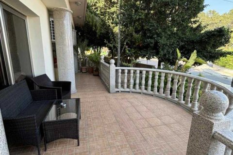 7 bedrooms House in Germasogeia, Cyprus No. 70689 2