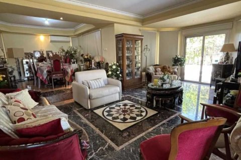 7 bedrooms House in Germasogeia, Cyprus No. 70689 9