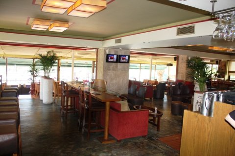 280m² Commercial property in Kalamaria, Greece No. 59731 5