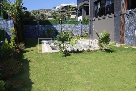 6 bedrooms Villa in Quang Minh, Vietnam No. 73315 16