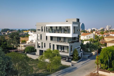 3 rooms Apartment in Limassol, Cyprus No. 106156 2